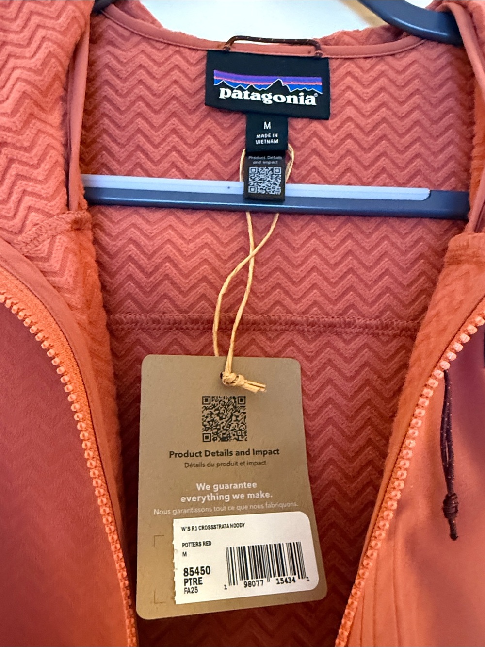 Patagonia Women’s CrossStrata Hoody Full-Zip Utility Jacket - Picture 3 of 4